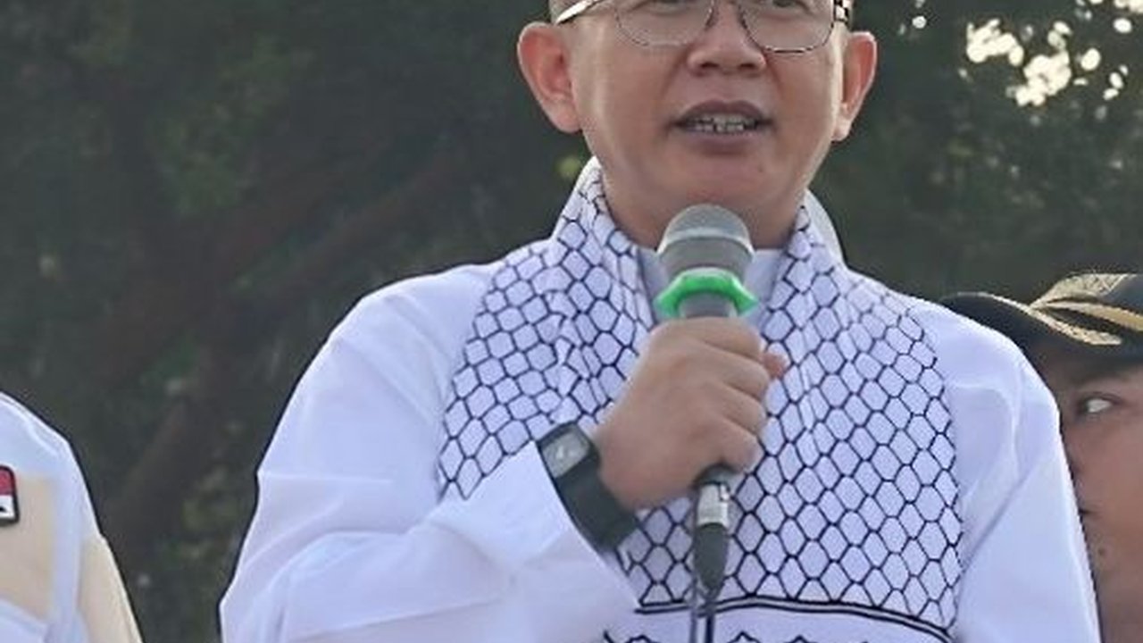 Momen Pj Bupati Bekasi Ikut Demo Serukan Palestina Merdeka, Minta Akhiri Kekejaman Israel