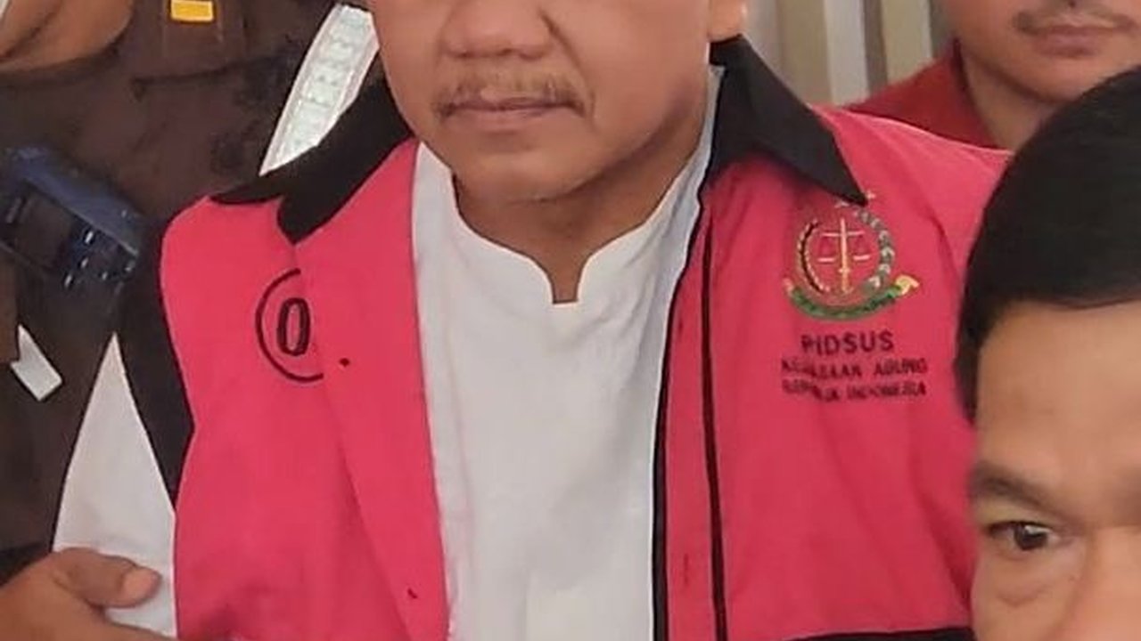 Achsanul Qosasi Kembalikan Rp40 Miliar ke Kejagung, Pakar Hukum: Mempertegas Adanya Korupsi