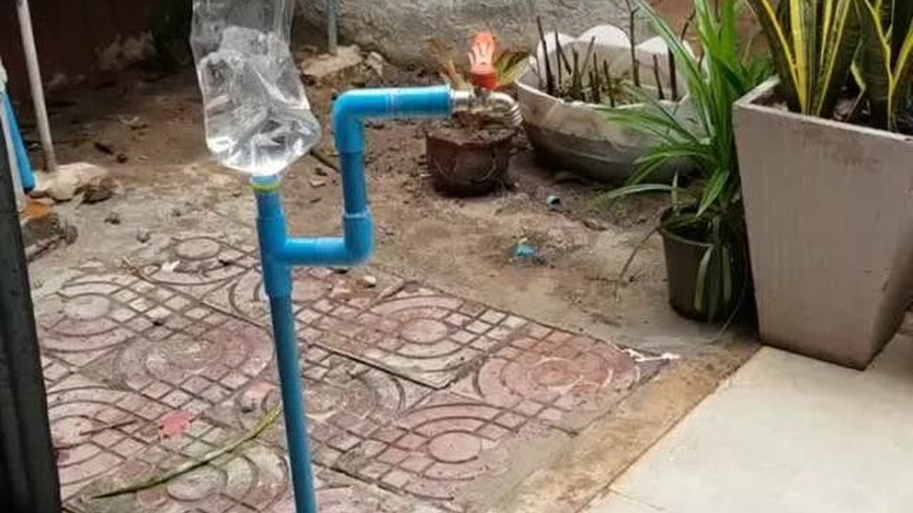 Cara Mudah Bikin Air Keran Mengalir Deras, Anti Ribet Cuma Modal Botol Plastik Bekas