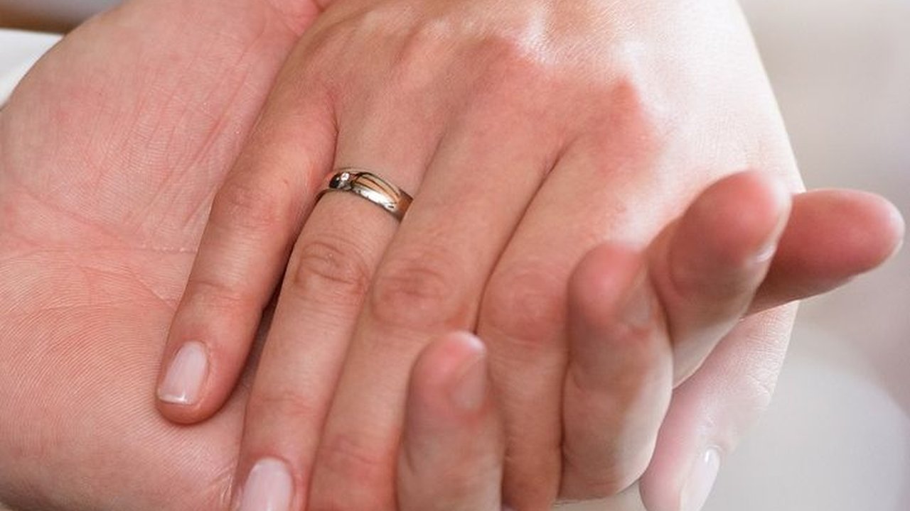 Niat Ingin Bikin Konten Transisi Rumah, Wanita Ini Malah Dilamar Kekasih