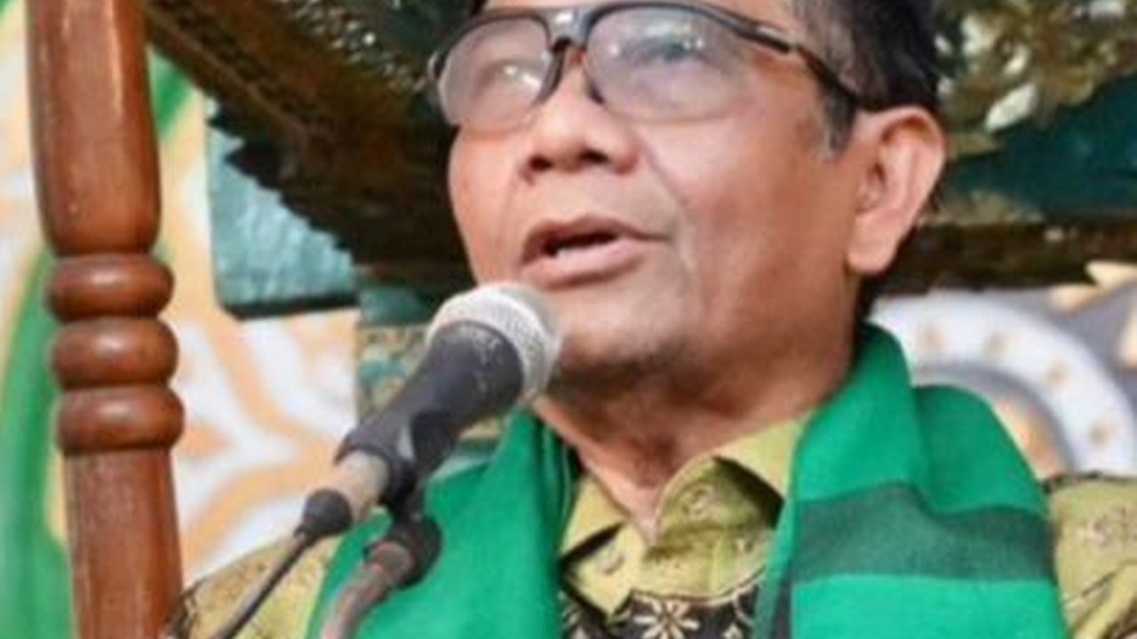 Mahfud Sindir Kelakuan Anggota DPR ke Menteri: Ditekan, Bicara Keras, Ujungnya Pesan Proyek