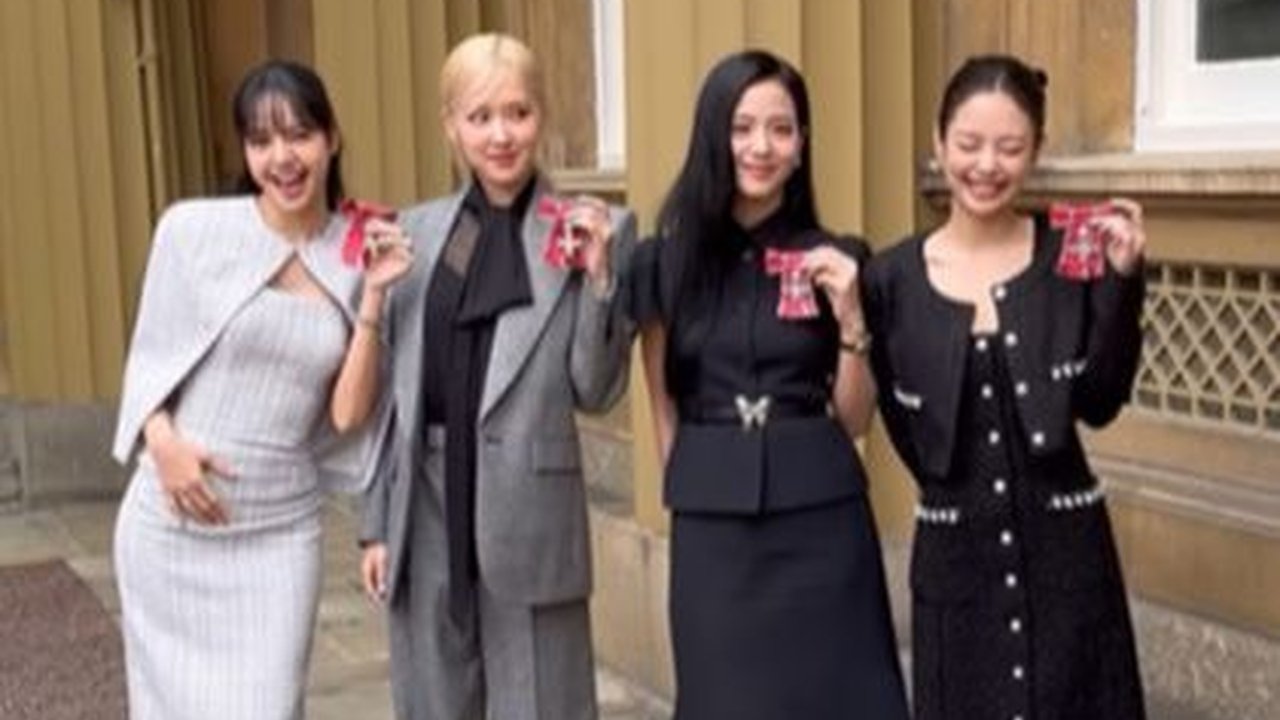 Memukau di Istana Buckingham, Blackpink Raih Gelar Kehormatan