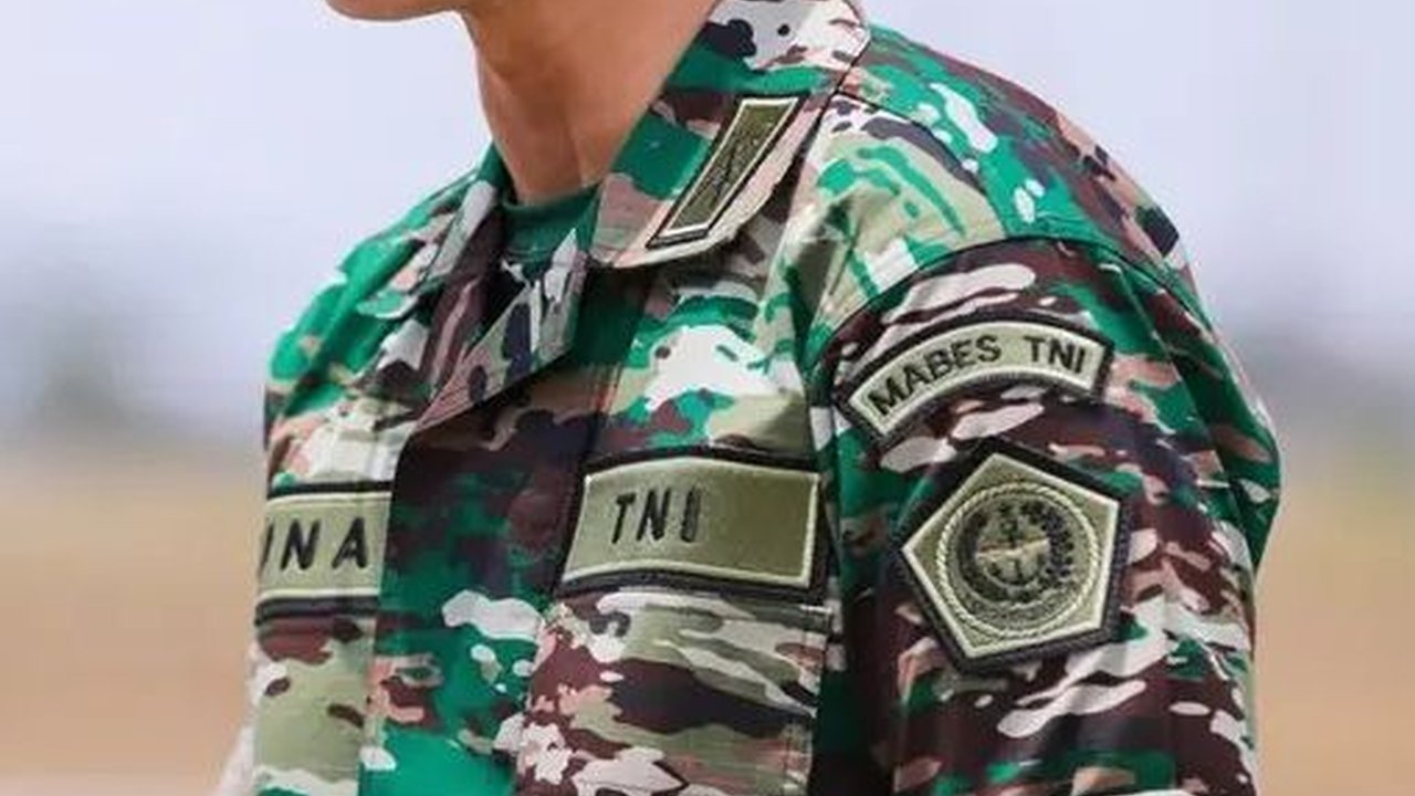Potret Gagah Chef Juna Pakai Seragam TNI, Ternyata Pernah Daftar Marinir AS