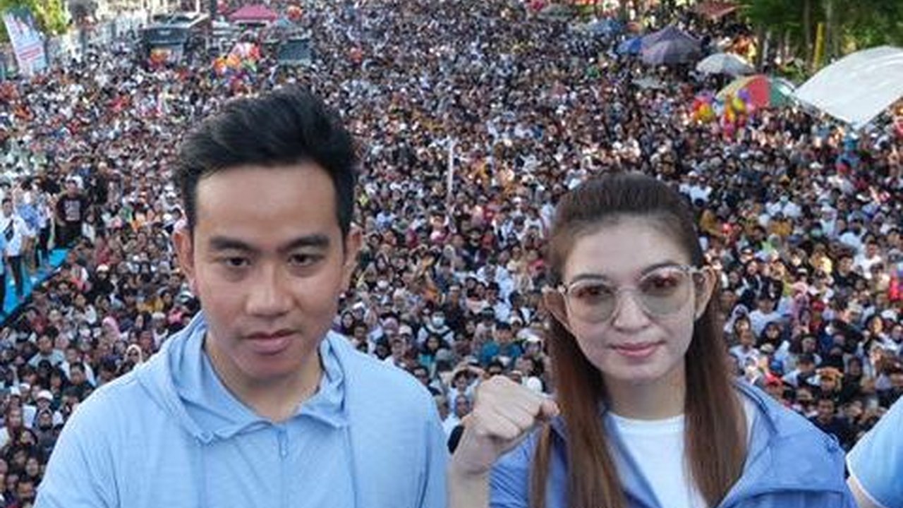 Safari Politik di Makassar, Cawapres Gibran Cek Harga Sembako di Pasar Terung