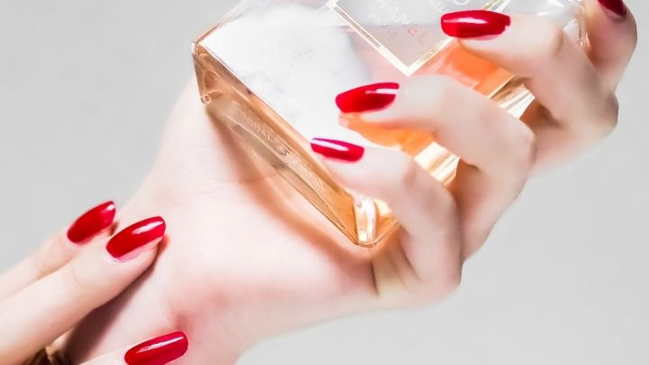 6 Tips Memilih Parfum Berdasar Jenis, Aroma, dan Cuaca dari Pakar Wewangian