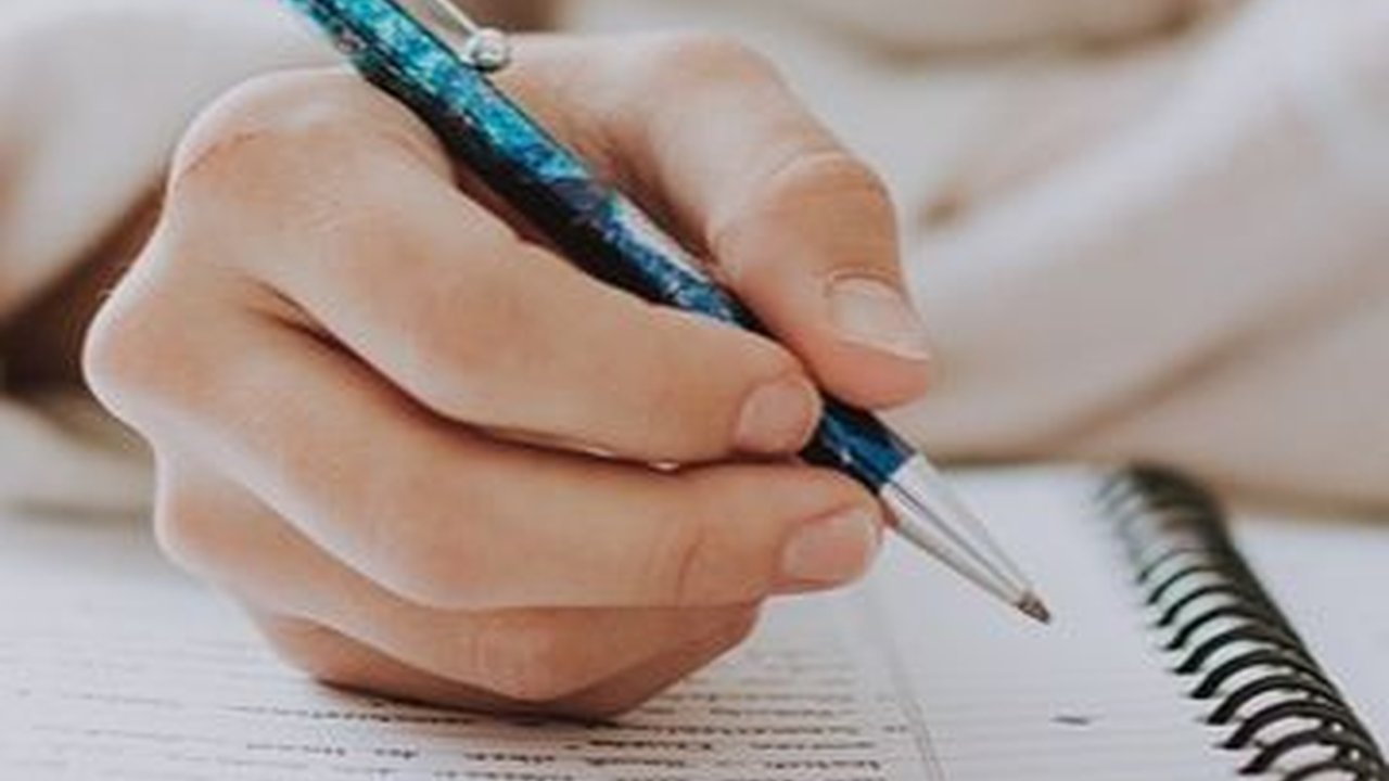 Teks Undangan Tahlil dan Contohnya, Perlu Diketahui