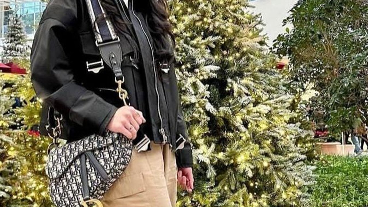 The Real Sultan No Kaleng-kaleng, Sandra Dewi Datangkan Pohon Natal Langsung dari Amerika