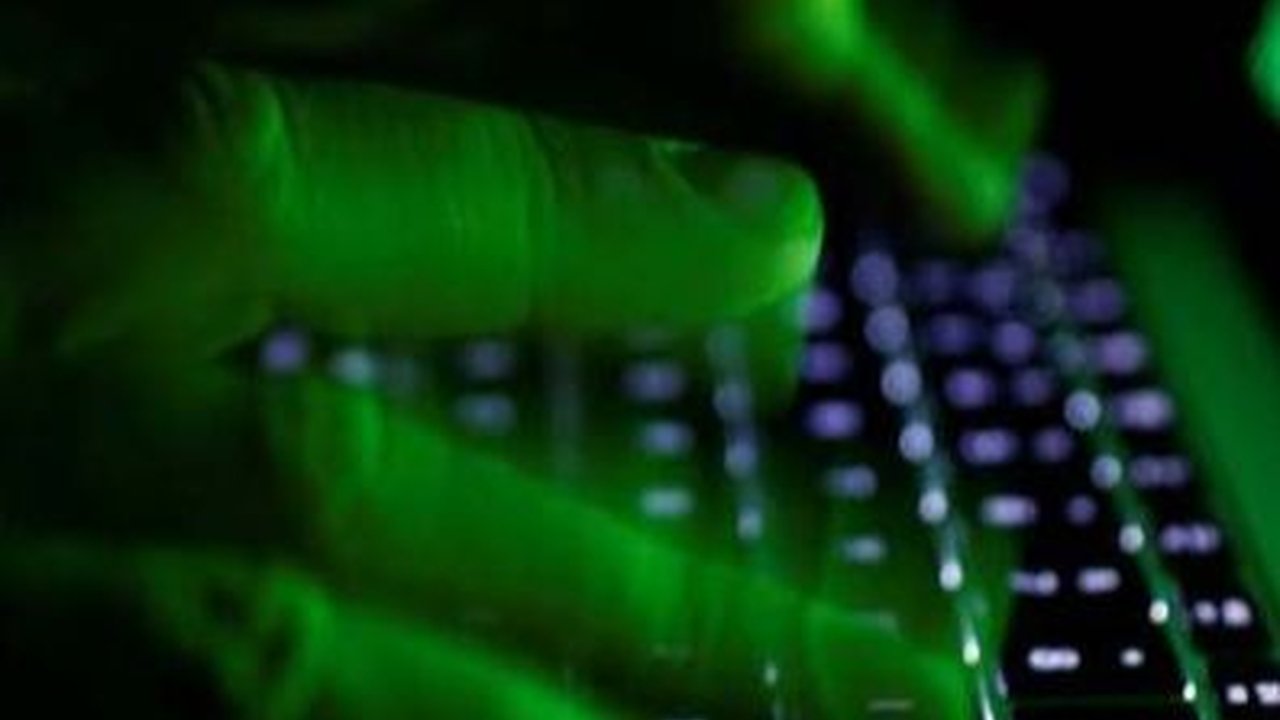 Cek Fakta: Amerika Cabut Internet di Indonesia per Tanggal 1 Desember 2023