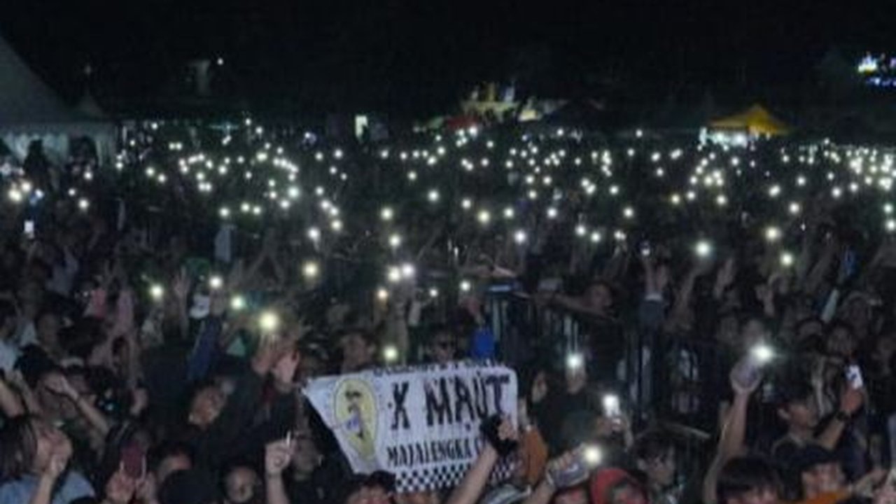 Ribuan Orang Kumpul di Konser Pesta Rakyat Deklarasi Dukung Ganjar-Mahfud