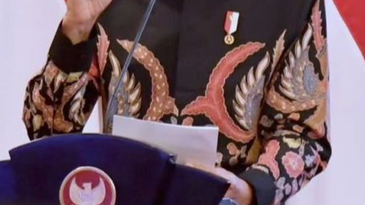 VIDEO: Reaksi Jokowi Jawab Ucapan Megawati Penguasa Seperti Orde Baru