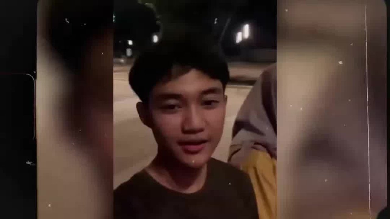 VIDEO: Bikin Haru, Orang Tua Wakili Wisuda Anak yang Wafat Karena Kanker