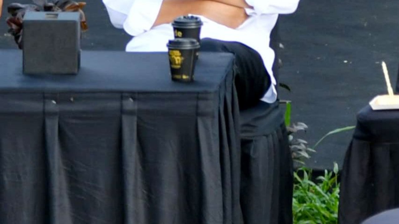 Jokowi Nikmati Teh Hangat Bersama Erick Thohir hingga Ridwan Kamil di IKN