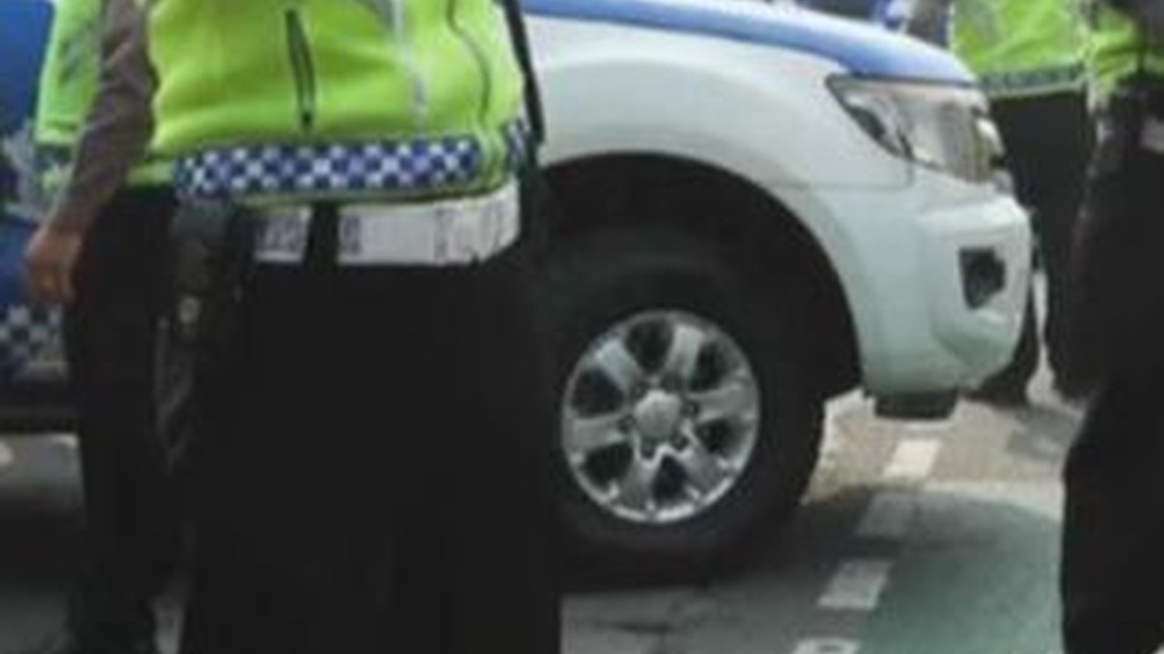 Gampang Banget! Cara Bayar Pajak Motor dan Mobil STNK Atas Nama Orang Lain Secara Online