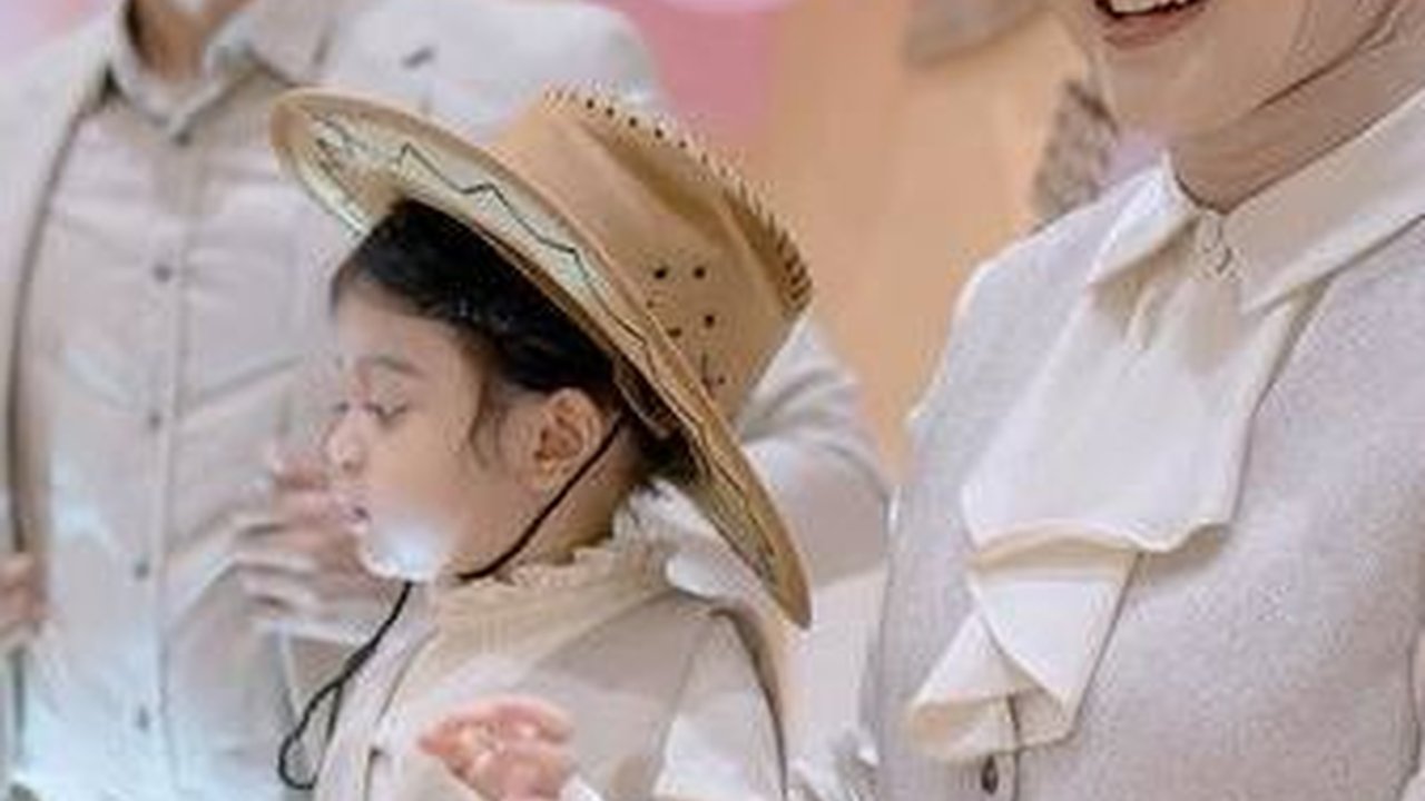 Dekorasi Serba Unik, 8 Foto Baby Guzel Saat Ulang Tahun Ke-2