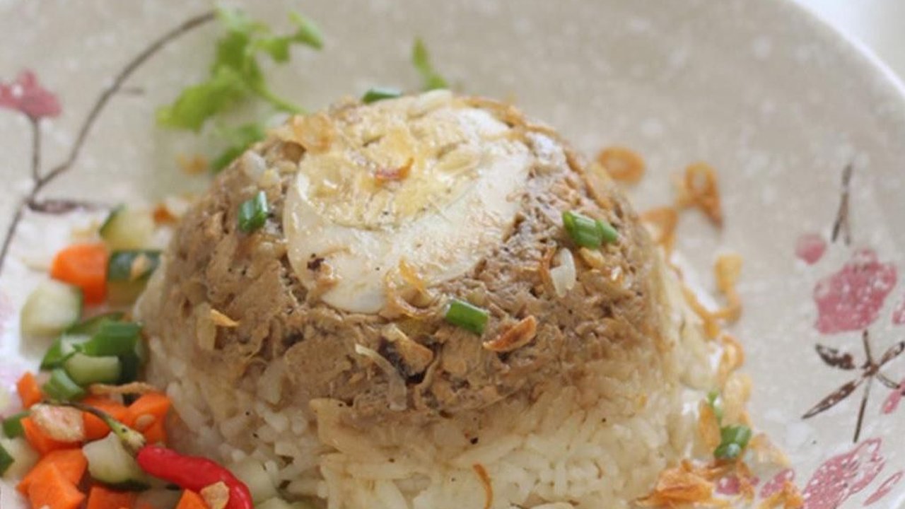 5 Cara Membuat Nasi Tim Rumahan yang Enak dan Gurih, Praktis Banget