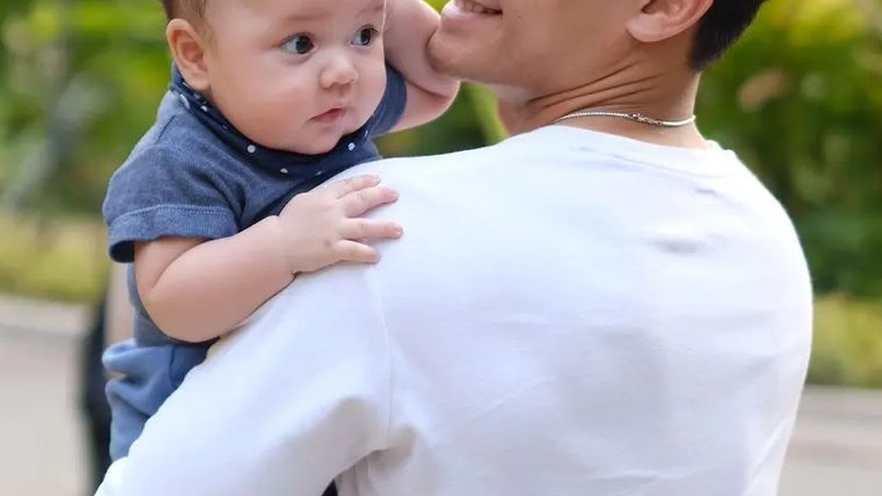 Potret Terbaru Baby Asher, Bayi Gemas Anak Kedua Randy Pangalila