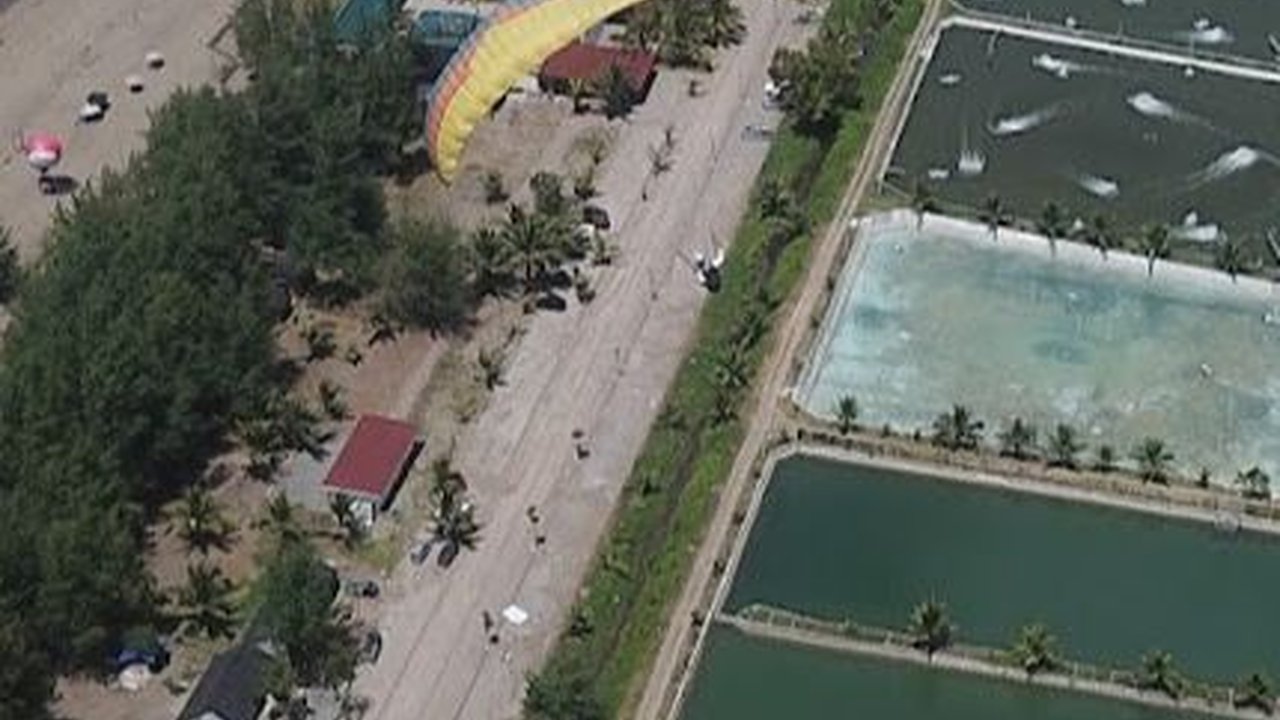 Eksotisme Pantai Midodaren Tulungagung, Spot Paralayang Terindah di Jawa Timur