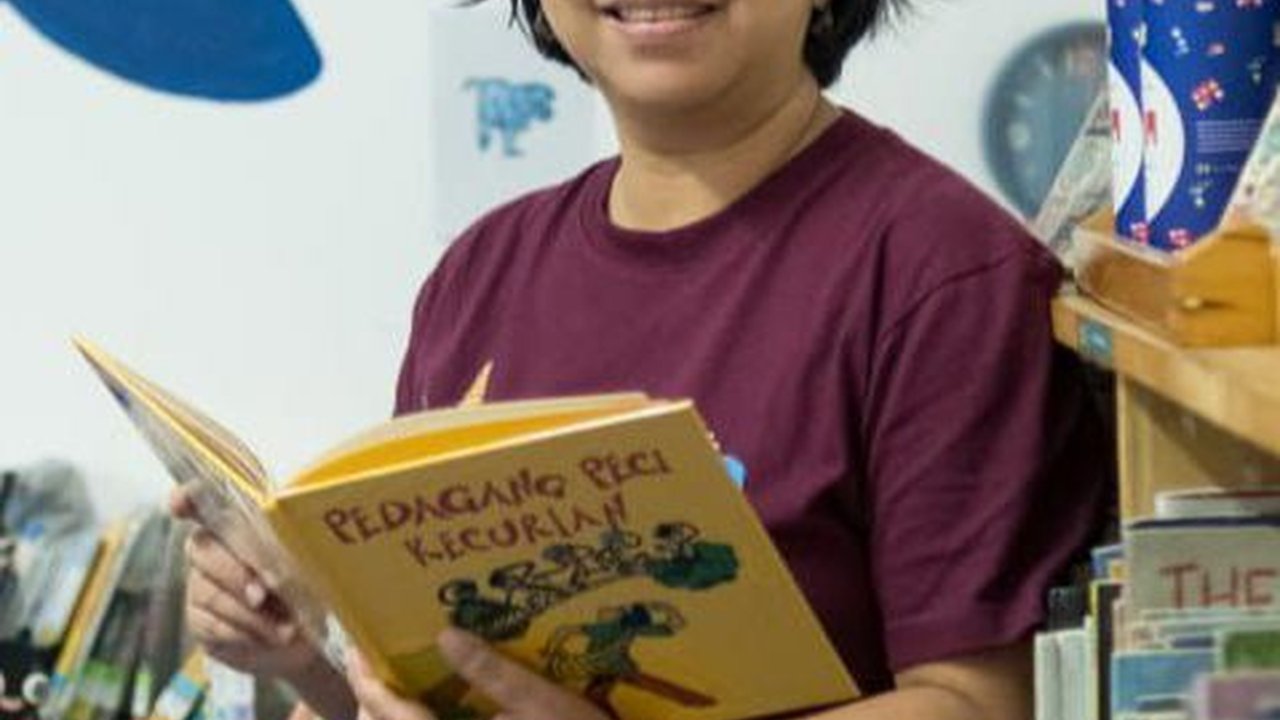 Kisah Kak Odin dari Bandung, Kenalkan Dongeng untuk Dekatkan Anak dengan Orang Tua