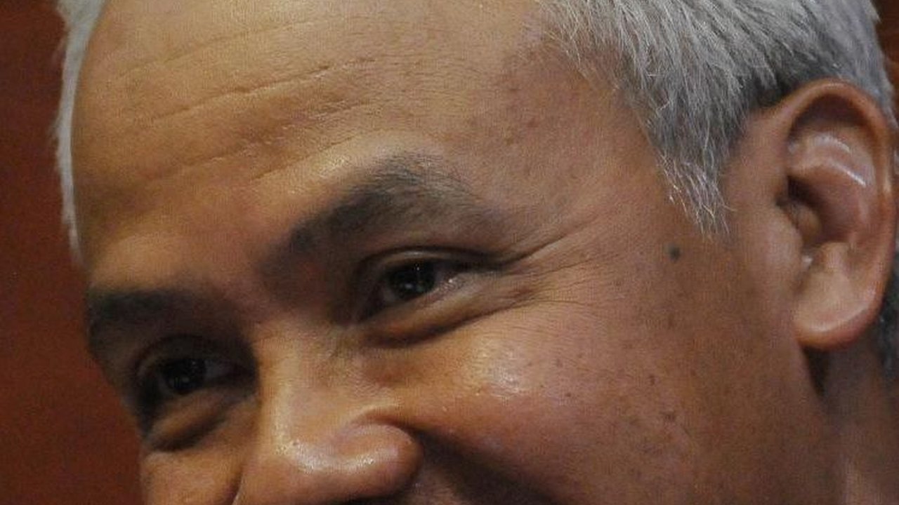 FOTO: Senyum Ganjar Pranowo Saat Hadiri Dialog Santai Bareng Anggota PWI Seluruh Indonesia di Kantor Dewan Pers