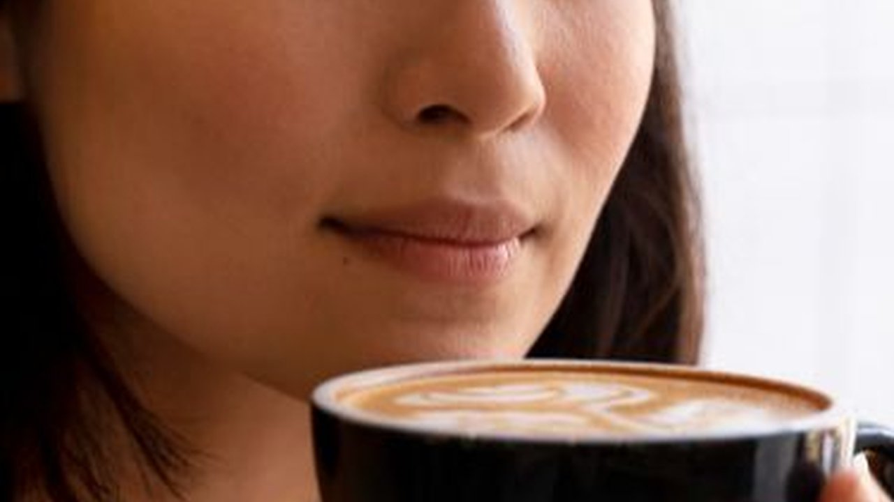 Tanda Tubuh Kecanduan Kopi dan Cara Mengatasinya, Batasi Jumlah Minumnya