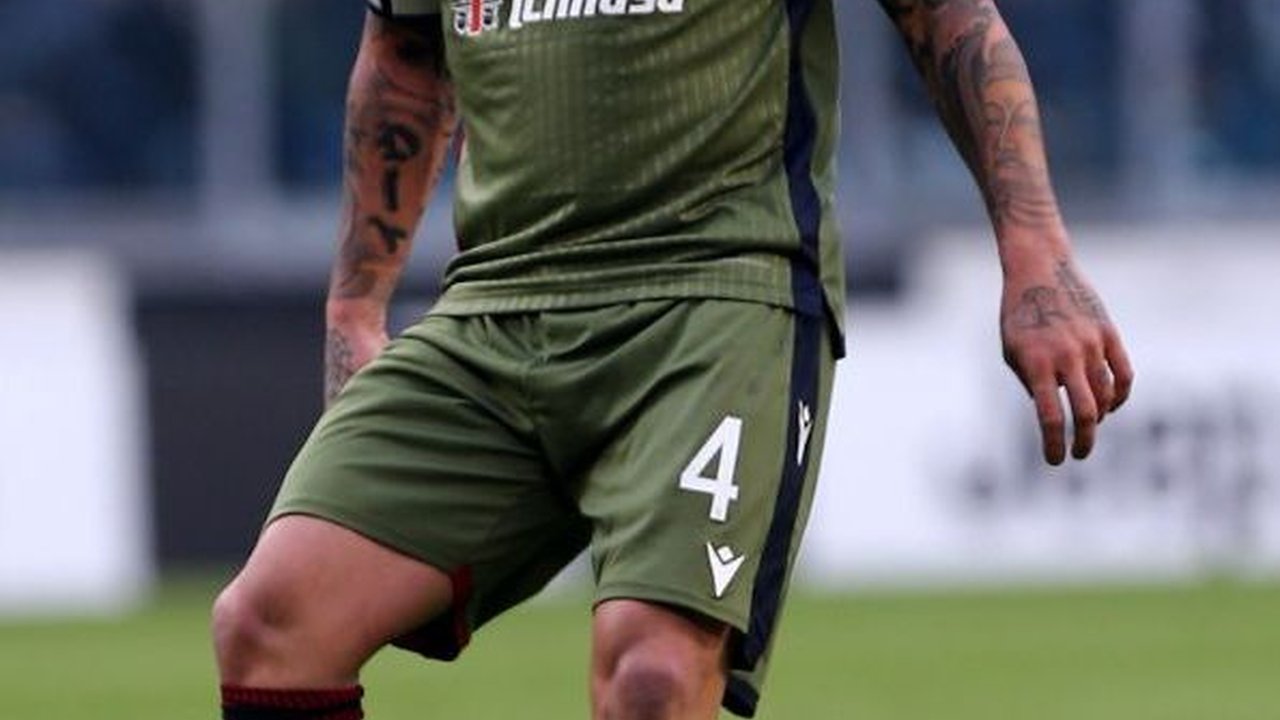 Percaya Industri Bola Indonesia, Radja Nainggolan Putuskan Perkuat Bhayangkara FC