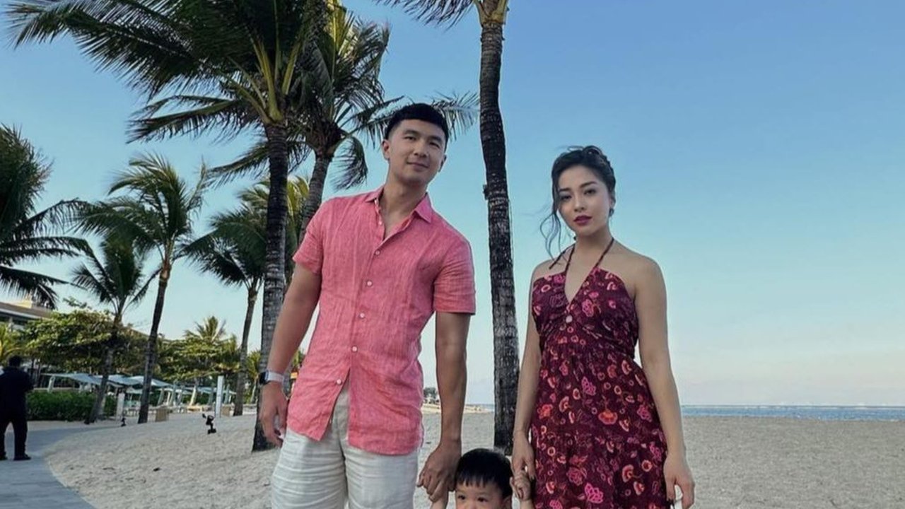 Momen Lucu Baby Izz Anak Nikita Willy Naik Kapal di Turki, Ekspresinya Gemesin Banget!