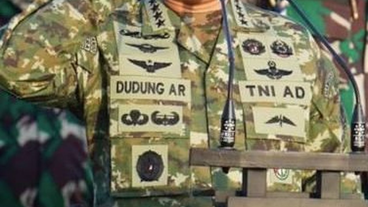 Sosok Cantik ini Ajudan Terlama Mantan Kasad Dudung Abdurachman, Sang Jenderal Pernah Bilang 'Aku Opungmu ya'