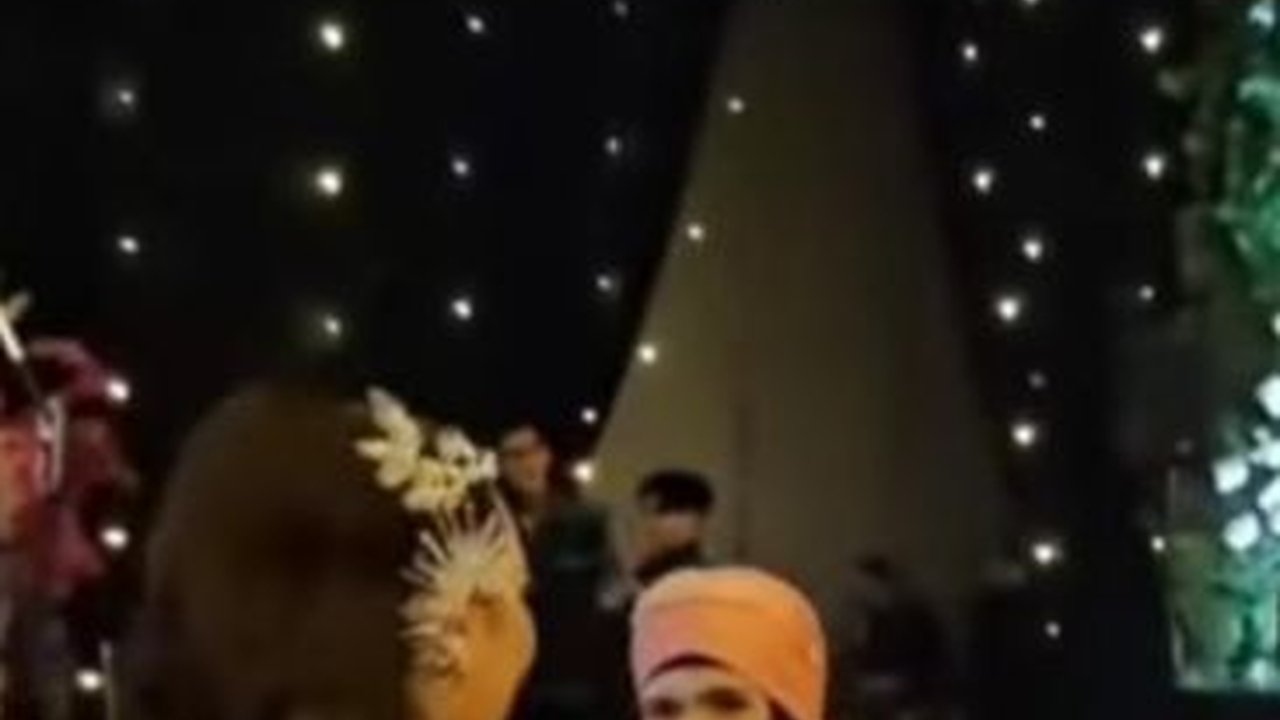 Intip Potret Reza Artamevia Akrab dengan Ibunda Thariq di Ultah Ashanty