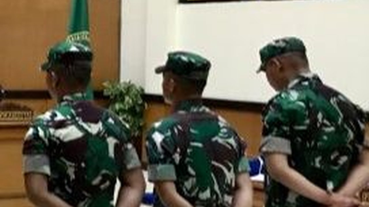 Suara Hakim Militer Meninggi di Sidang Imam Masykur, Nasihati Polisi soal Toko Obat Ilegal Lahan Pungli