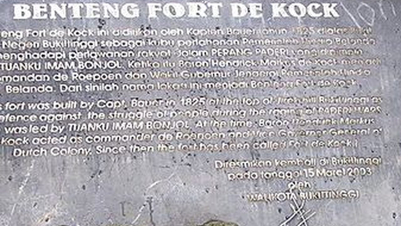 Jelajah Benteng de Kock, Saksi Bisu Pecahnya Perang Padri di Bukittinggi