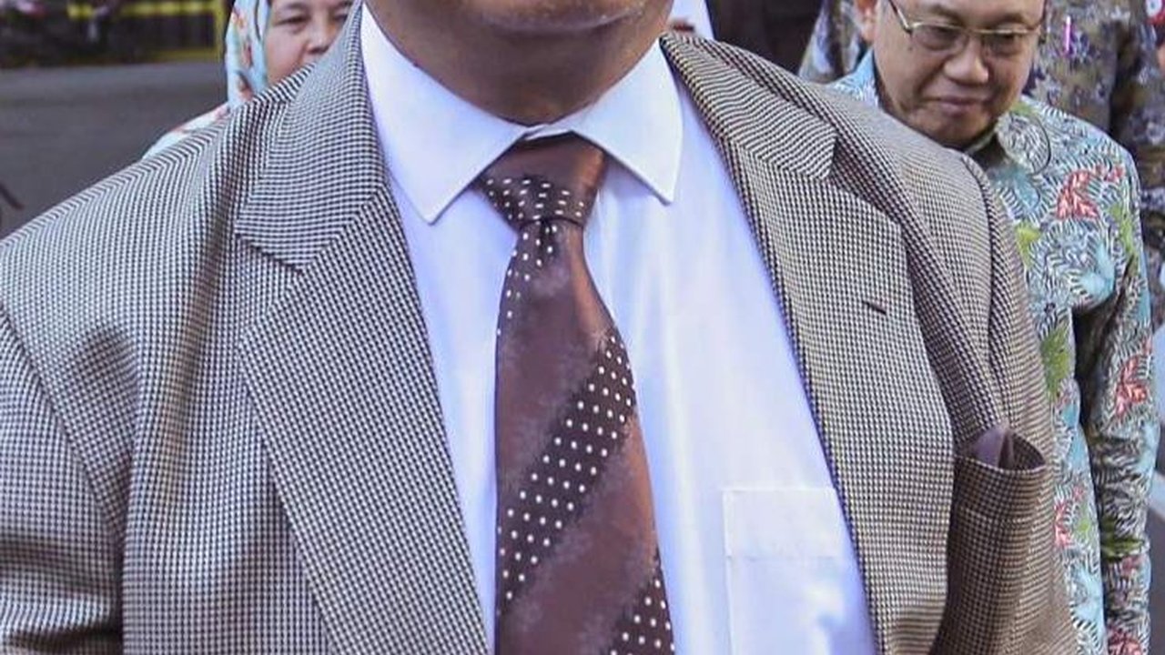 VIDEO: Ketua Jimly Kaget Ada 'Presiden & Menteri' Ikut Putusan Sidang MKMK, Ini Sosoknya