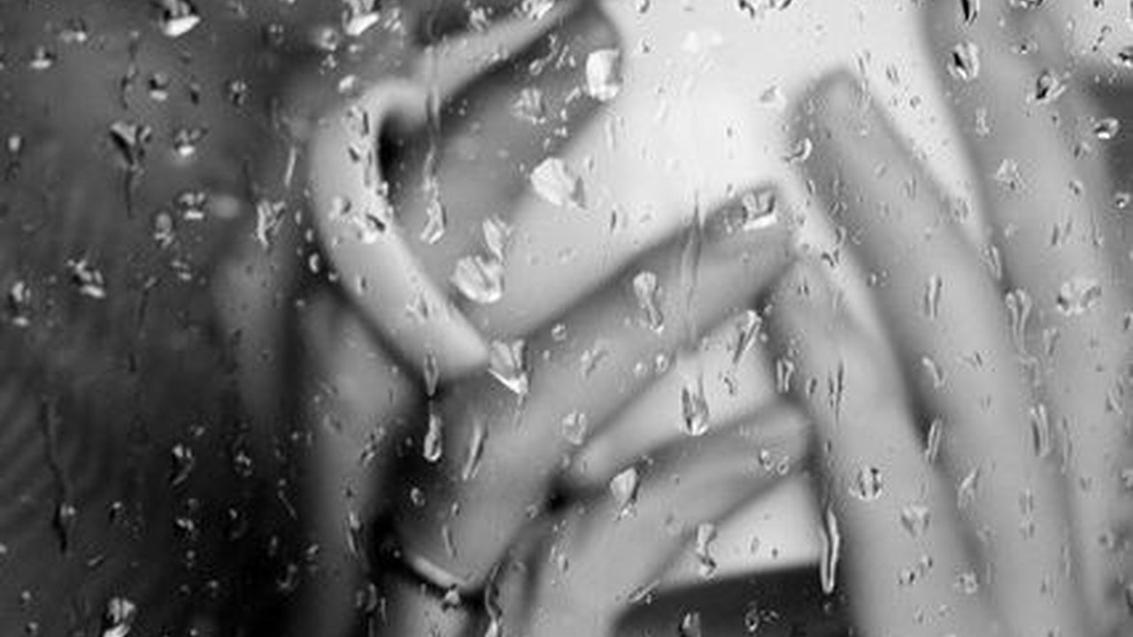 45 Kata-kata Romantis buat Suami Jarak Jauh, Ungkapkan Cinta Mendalam