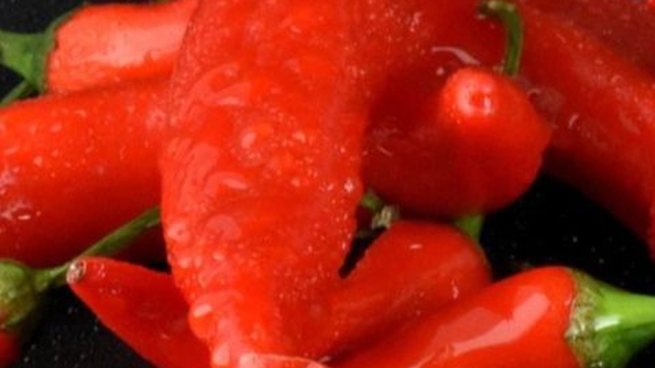 Harga Cabai Rawit Merah Tembus Rp100.000 per Kg, Pemerintah Tambah Pasokan