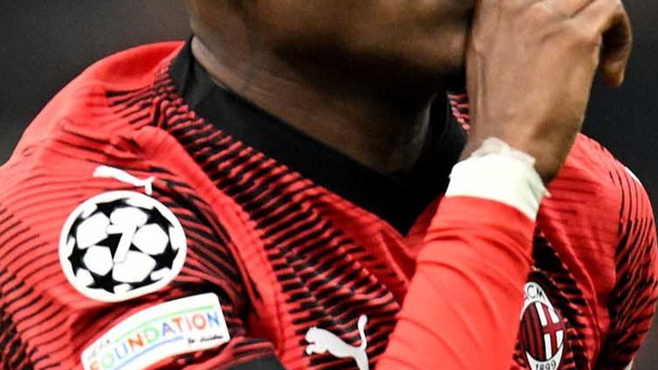 FOTO: Perkasa, AC Milan Bungkam PSG 2-1 dan Bikin Mbappe Tak Berkutik