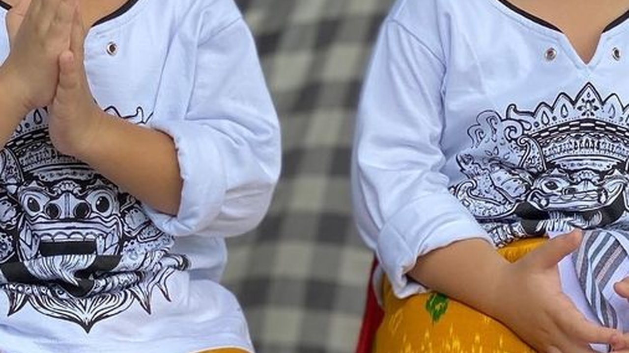 Tak Pernah Tersorot, Ini 7 Potret Magha dan Degha Anak Kadek Devi, Kembar Tapi Wajahnya Beda - Sama Gantengnya