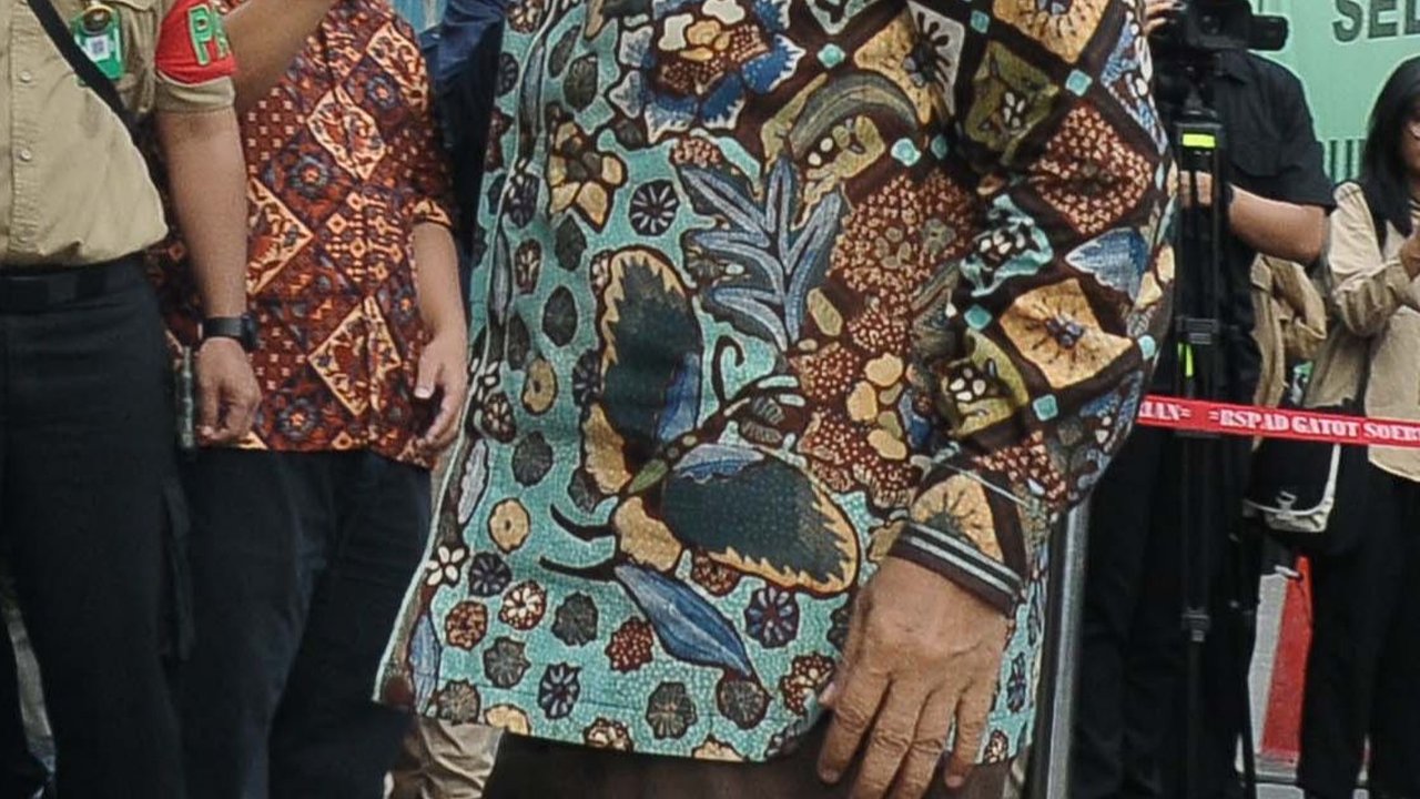 VIDEO: Mahfud Bangga, Anwar Usman Paman Gibran Dicopot dari Ketua MK