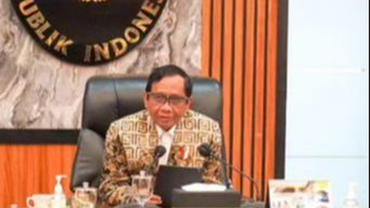 Ramai Desakan Anwar Usman Mundur dari Hakim MK, Mahfud MD: Itu Urusan Moral Dia