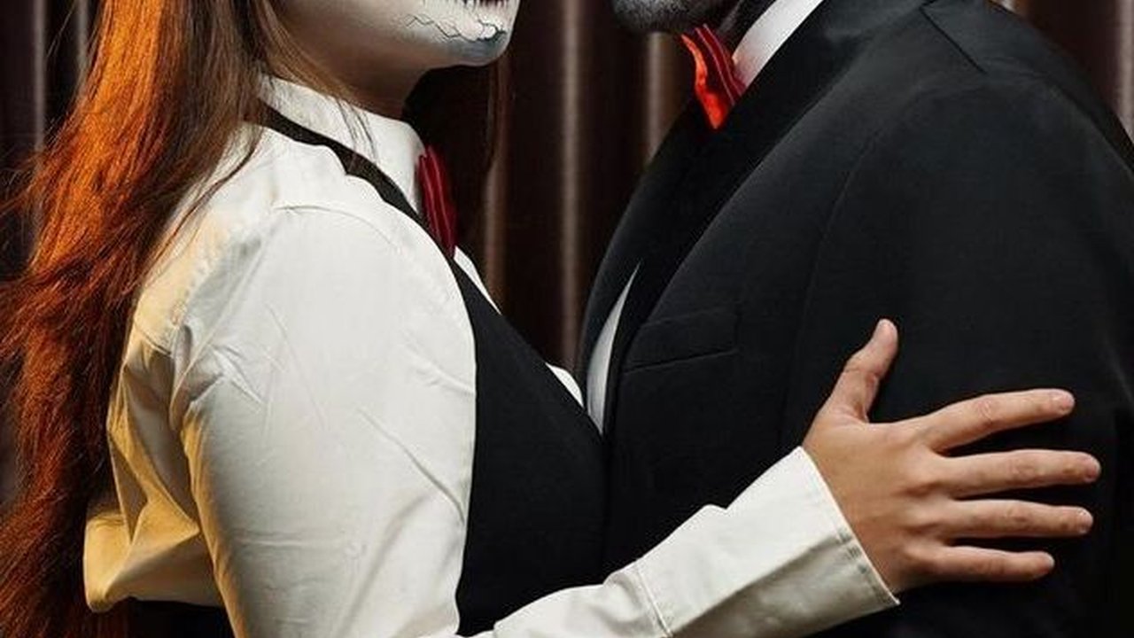 8 Momen Mesra Nathalie Holscher dan Ladislao Pasca Dilamar, Netizen Soroti Punggung Yang Belang