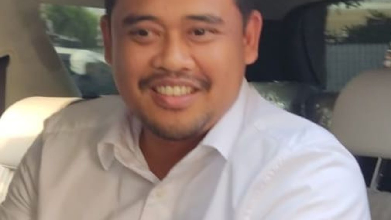 VIDEO: Bobby Menantu Jokowi Dukung Prabowo-Gibran Khianati PDIP 