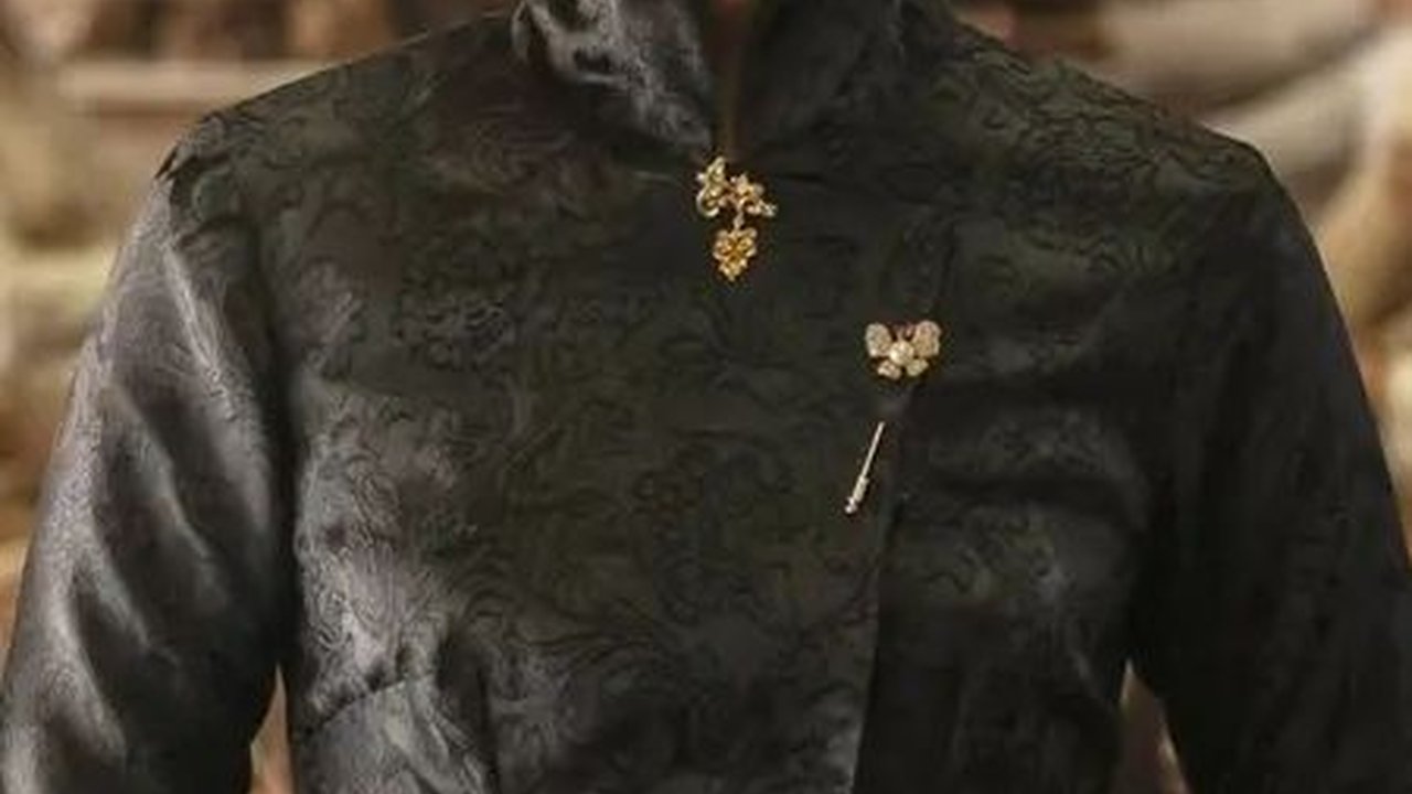 Deretan Potret Cantik Dian Sastro Pakai Kebaya, Simpel tapi Berkelas!