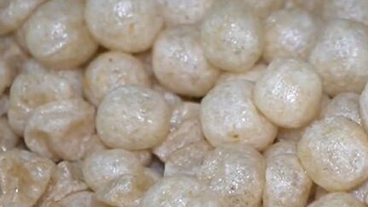 Camilan Ini Disebut Telur Puyuhnya Garut, Bikin Tak Berhenti Mengunyah