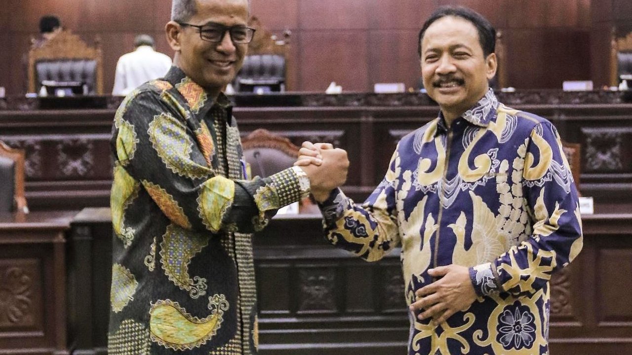 FOTO: Hakim Suhartoyo Resmi Jadi Ketua MK Gantikan Anwar Usman