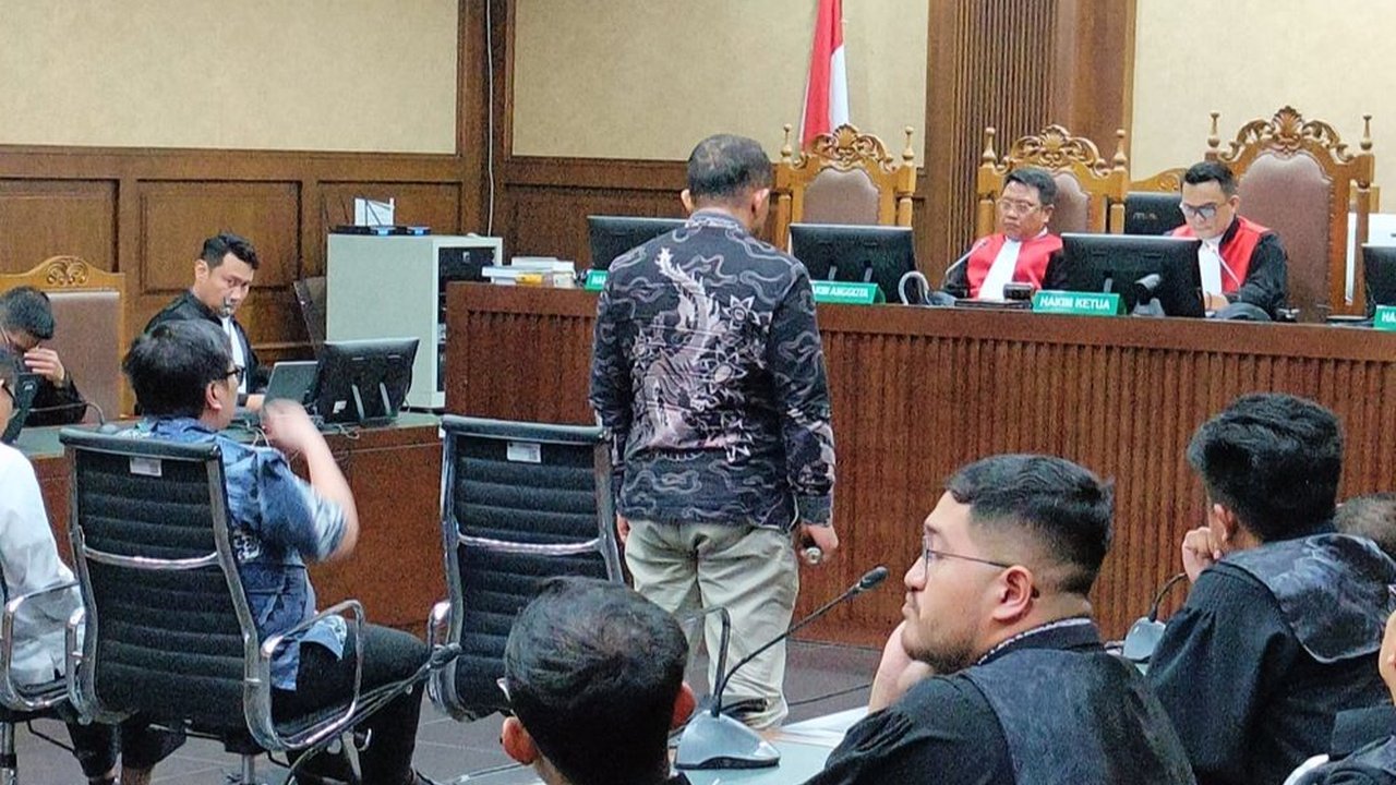 Hakim Tolak Permohonan Justice Collaborator Irwan Hermawan dalam Kasus Korupsi BTS Kominfo