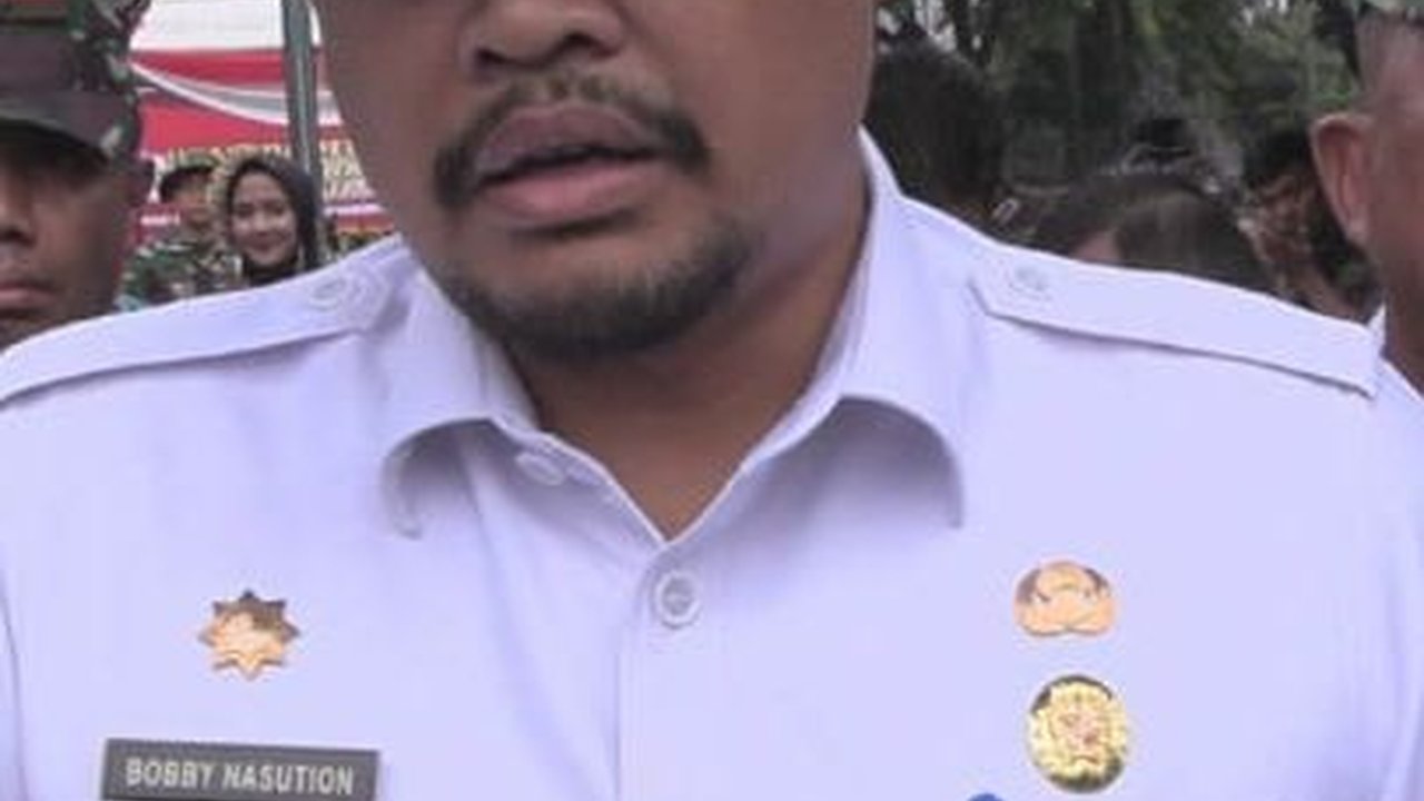 Peluang Bobby Nasution Gabung Partai, Airlangga: Keluarganya Banyak yang di Golkar