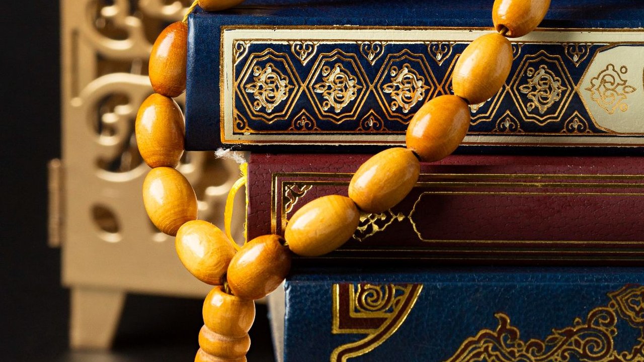 Doa Setelah Sholat Tahajud dan Dzikirnya, Lengkap Arab, Latin dan Arti