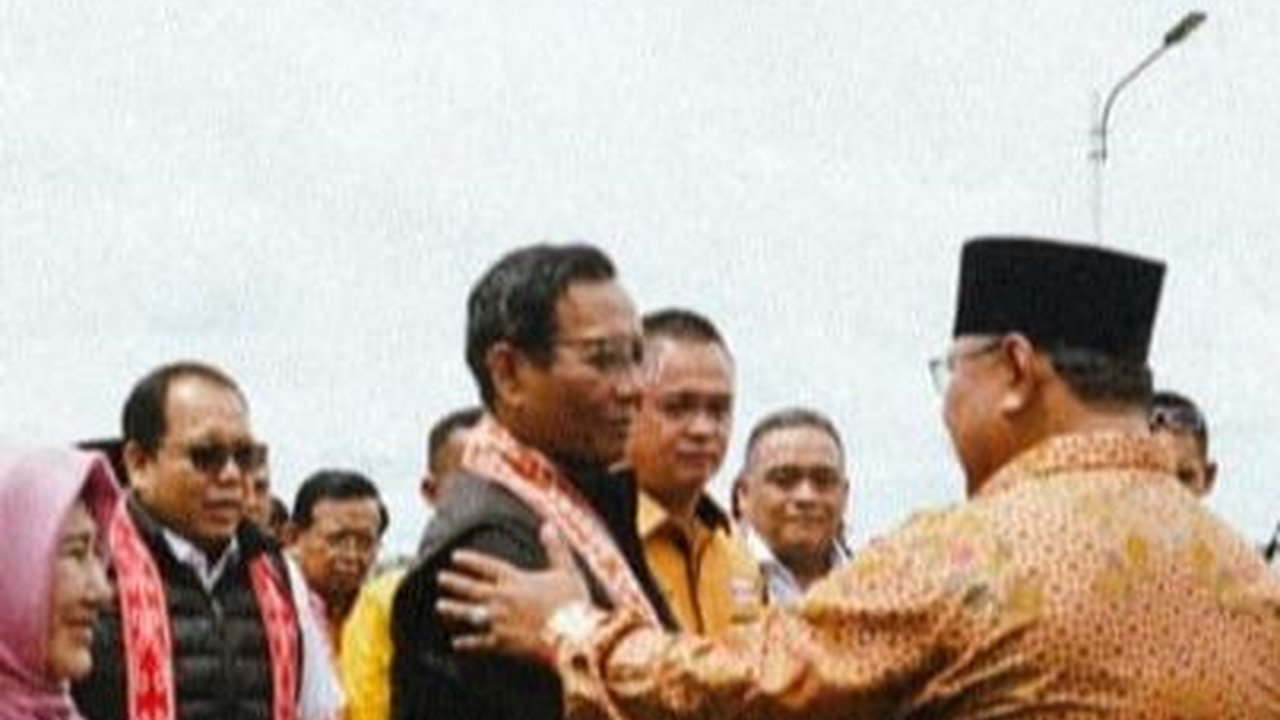 Mahfud Pamer Dukungan Kebijakan untuk Pondok Pesantren: Ulama Banyak Dijadikan Pahlawan Nasional