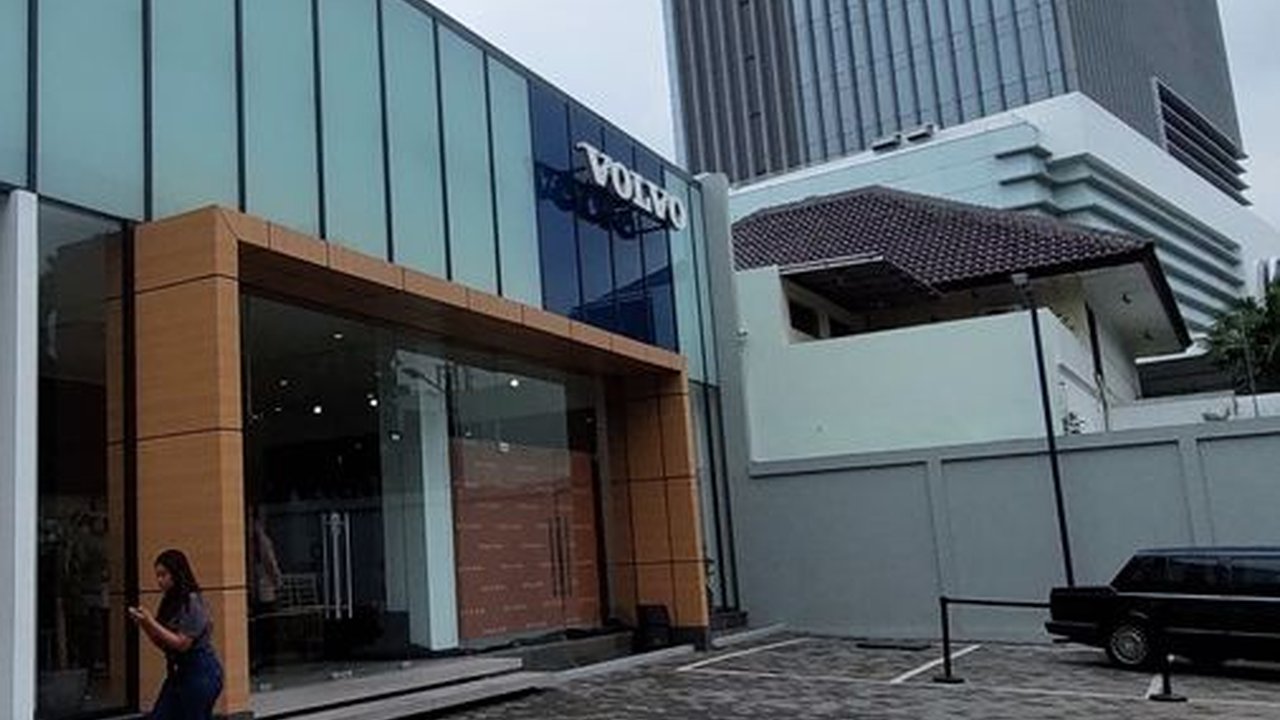 Volvo Bikin Bengkel Ramah Lingkungan di Jakarta, Ada Panel Surya dan Penampungan Air Hujan