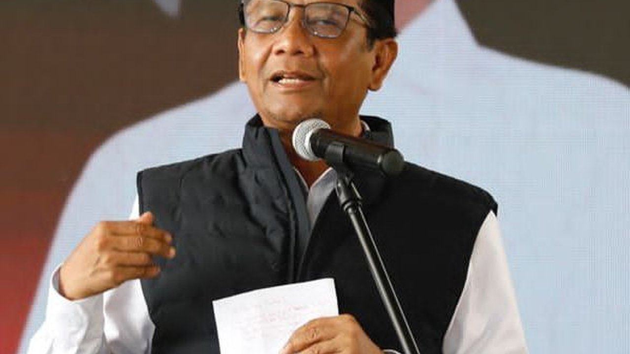 Guru Ngaji Curhat Honor Cuma Rp250 Ribu per Bulan, Mahfud Janji Naikkan Setara UMR