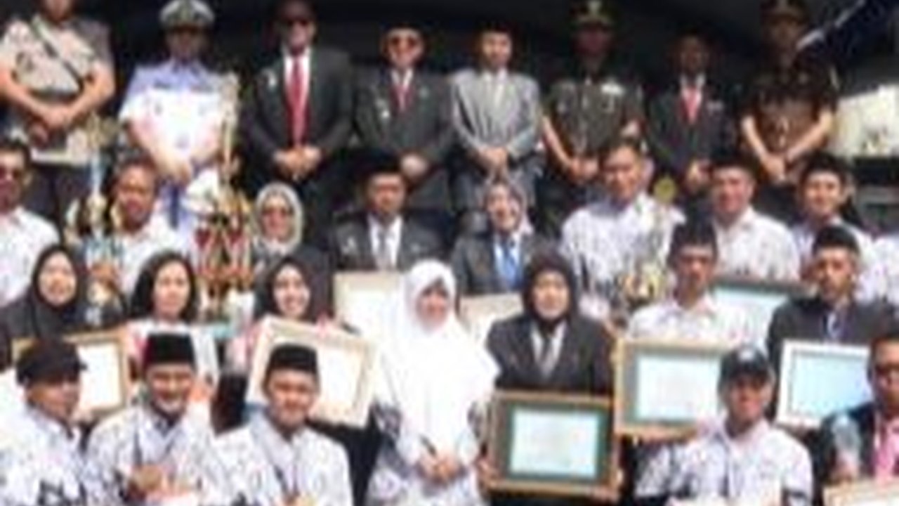 Peringati Hari Guru & HUT PGRI, Bupati Kutai Timur Optimis Wujudkan Merdeka Belajar