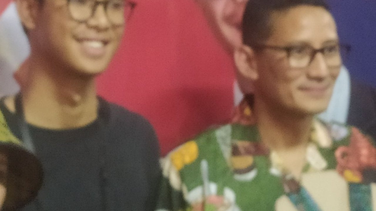 Temui Pelaku UMKM di Makassar, Sandiaga Uno Gandeng Anak Ganjar Pranowo